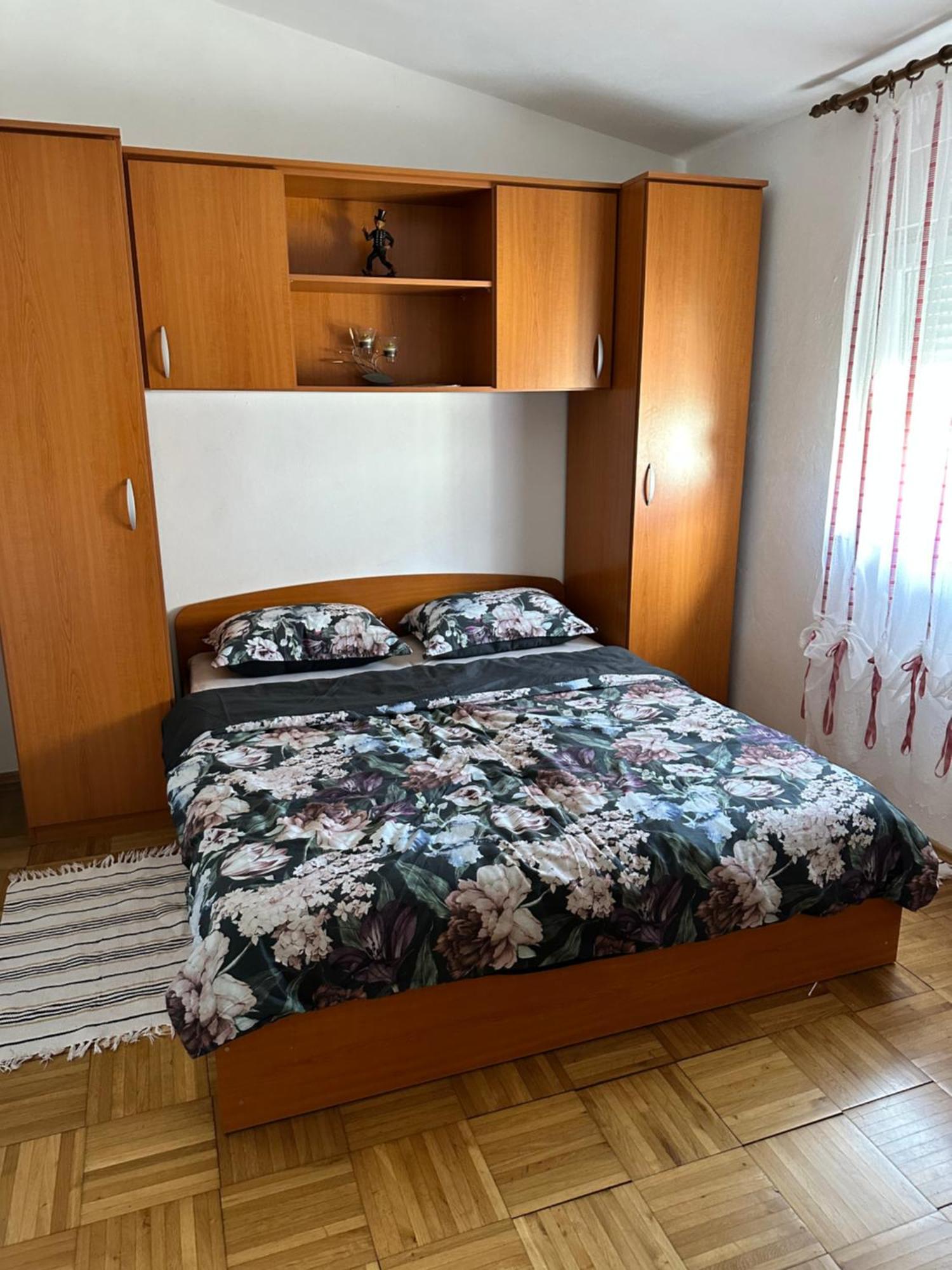 Apartments Kristina Vir Kültér fotó
